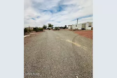 44281 Olive St, Bouse, AZ 85325 - Photo 3