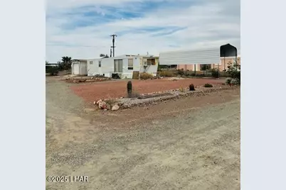 44281 Olive St, Bouse, AZ 85325 - Photo 1