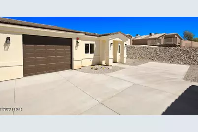 2860 Jamaica Blvd S #E-101, Lake Havasu City, AZ 86406 - Photo 3