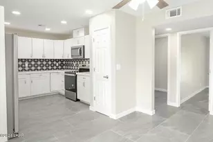 3661 Parkview Dr, Lake Havasu City, AZ 86406 - Photo 9