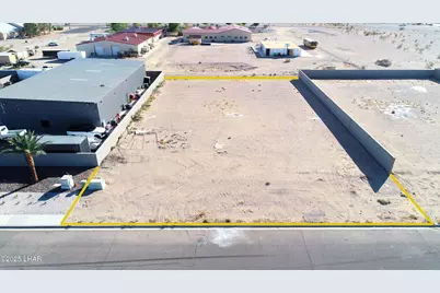 1562 E World Blvd, Fort Mohave, AZ 86426 - Photo 1