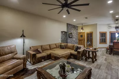 3305 Crestwind Dr, Lake Havasu City, AZ 86404 - Photo 9