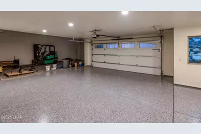 3305 Crestwind Dr, Lake Havasu City, AZ 86404 - Photo 25