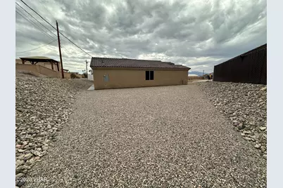 990 Hacienda Cir, Lake Havasu City, AZ 86403 - Photo 29