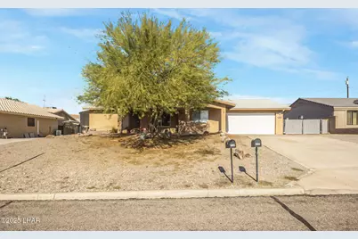 2215 Malahini Dr, Lake Havasu City, AZ 86404 - Photo 1