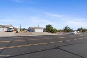 1446 McCulloch Blvd S, Lake Havasu City, AZ 86406 - Photo 3