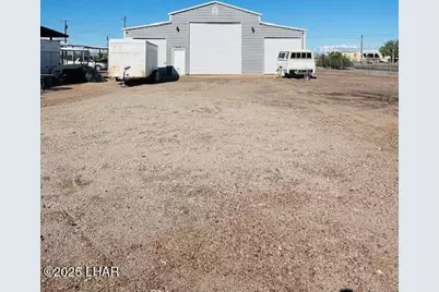 44372 Main St, Bouse, AZ 85325 - Photo 1