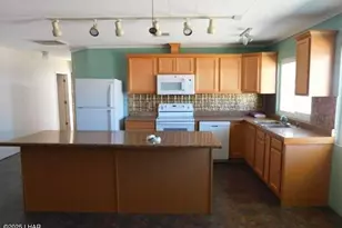 360 E Ironwood St, Quartzsite, AZ 85346 - Photo 13
