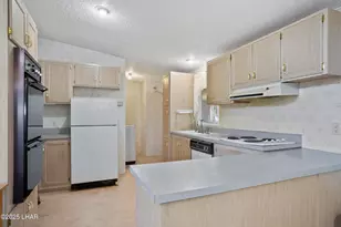 16693 N Lakeside Dr, Dolan Springs, AZ 86441 - Photo 17