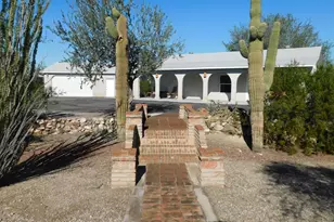 675 N Tesota Ln, Quartzsite, AZ 85346 - Photo 1