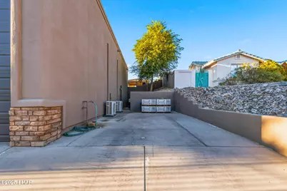 1236 Kibbey Dr, Lake Havasu City, AZ 86404 - Photo 3