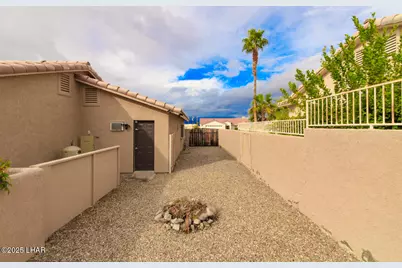 398 Buckskin Dr, Lake Havasu City, AZ 86404 - Photo 37