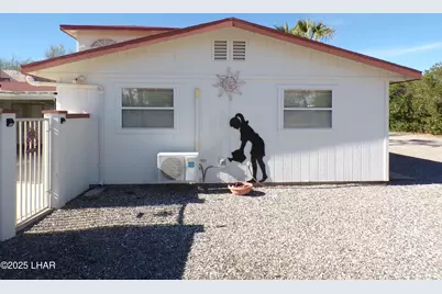 25620 Pendelton Way, Bouse, AZ 85325 - Photo 17