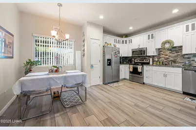 2950 N Kiowa Blvd N #F102, Lake Havasu City, AZ 86404 - Photo 11