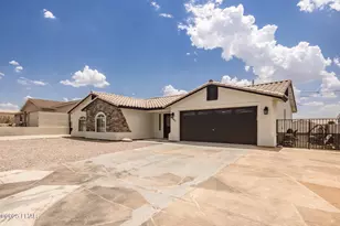 2260 Interlake Dr, Lake Havasu City, AZ 86404 - Photo 3