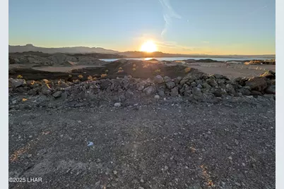 2495 Black Rock Ct, Lake Havasu City, AZ 86406 - Photo 9