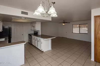 3641 Bluegrass Dr, Lake Havasu City, AZ 86406 - Photo 11