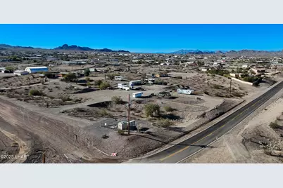 7925 N Rancho Vista Dr, Lake Havasu City, AZ 86404 - Photo 9