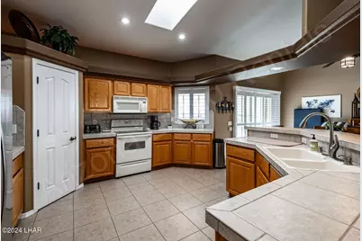 629 Sand Dab Dr, Lake Havasu City, AZ 86404 - Photo 9