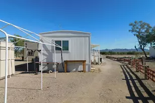 1240 N Acacia Dr, Quartzsite, AZ 85346 - Photo 5