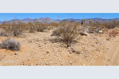 Lot 328 E Oscar Dr, Yucca, AZ 86438 - Photo 3