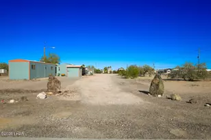 400 N Moon Mountain Ave, Quartzsite, AZ 85346 - Photo 5