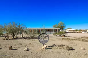 400 N Moon Mountain Ave, Quartzsite, AZ 85346 - Photo 3