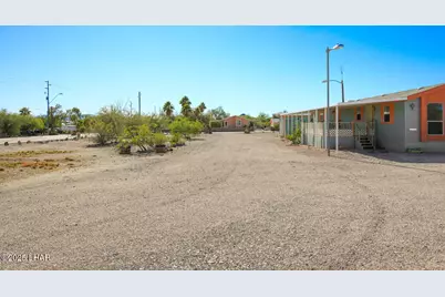 400 N Moon Mountain Ave, Quartzsite, AZ 85346 - Photo 7