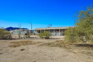 400 N Moon Mountain Ave, Quartzsite, AZ 85346 - Photo 1