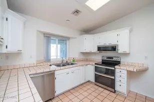 3255 Thundercloud Dr, Lake Havasu City, AZ 86406 - Photo 11