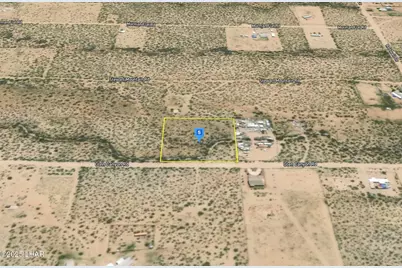 880 Glen Canyon Rd, Golden Valley, AZ 86413 - Photo 3