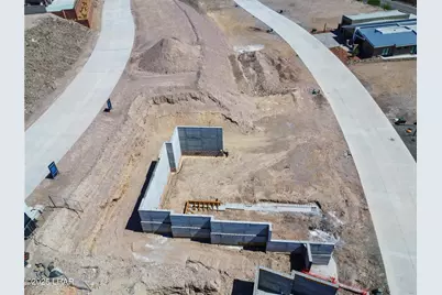 2404 Desert Rdg Ct W, Lake Havasu City, AZ 86406 - Photo 13