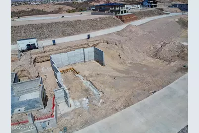 2404 Desert Rdg Ct W, Lake Havasu City, AZ 86406 - Photo 9