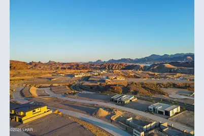 2408 Desert Rdg Ct W, Lake Havasu City, AZ 86406 - Photo 19