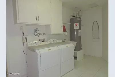 1697 Cardinal Dr, Lake Havasu City, AZ 86403 - Photo 9