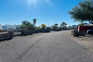 200 N Moon Mountain Ave, Quartzsite, AZ 85346 - Photo 27