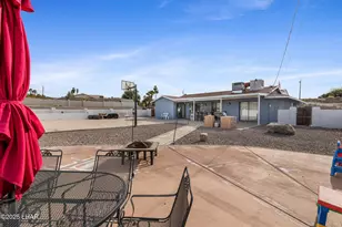 3649 Desert Garden Dr, Lake Havasu City, AZ 86404 - Photo 33