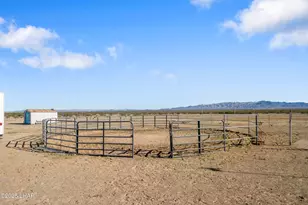39191 Avenue 42 E, Salome, AZ 85348 - Photo 37