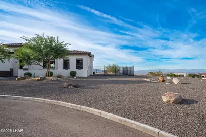 6528 Calle De Los Arroyos, Lake Havasu City, AZ 86406 - Photo 9