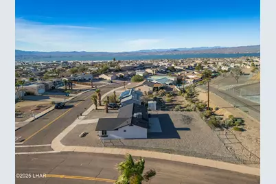 2205 Charing Cross Dr, Lake Havasu City, AZ 86404 - Photo 37