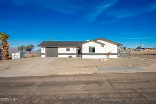 2205 Charing Cross Dr, Lake Havasu City, AZ 86404 - Photo 1