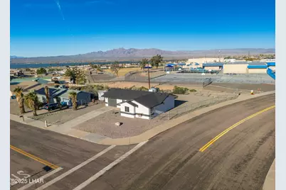 2205 Charing Cross Dr, Lake Havasu City, AZ 86404 - Photo 35