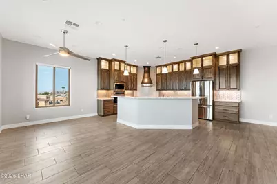 3570 Overland Dr, Lake Havasu City, AZ 86404 - Photo 9