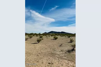 46052 E Perry Ln, Salome, AZ 85348 - Photo 9