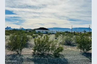 46052 E Perry Ln, Salome, AZ 85348 - Photo 3