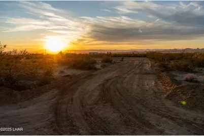 Lot 65 S Cameron Rd, Yucca, AZ 86438 - Photo 19