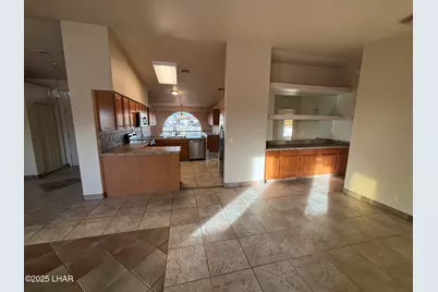 1970 Palo Verde Blvd S, Lake Havasu City, AZ 86403 - Photo 5