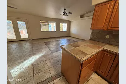 1970 Palo Verde Blvd S, Lake Havasu City, AZ 86403 - Photo 11