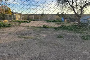 552 Park St, Kingman, AZ 86401 - Photo 1