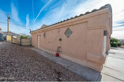 980 McCulloch Blvd S, Lake Havasu City, AZ 86406 - Photo 9